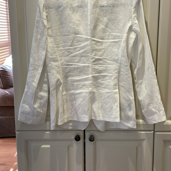 Giorgio Armani White Linen Blazer (European 42) - Picture 6 of 9